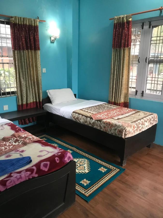 Gautam Garden Guest House Pokhara Exteriör bild