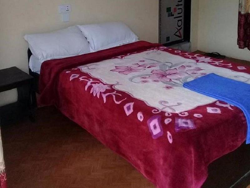Gautam Garden Guest House Pokhara Exteriör bild